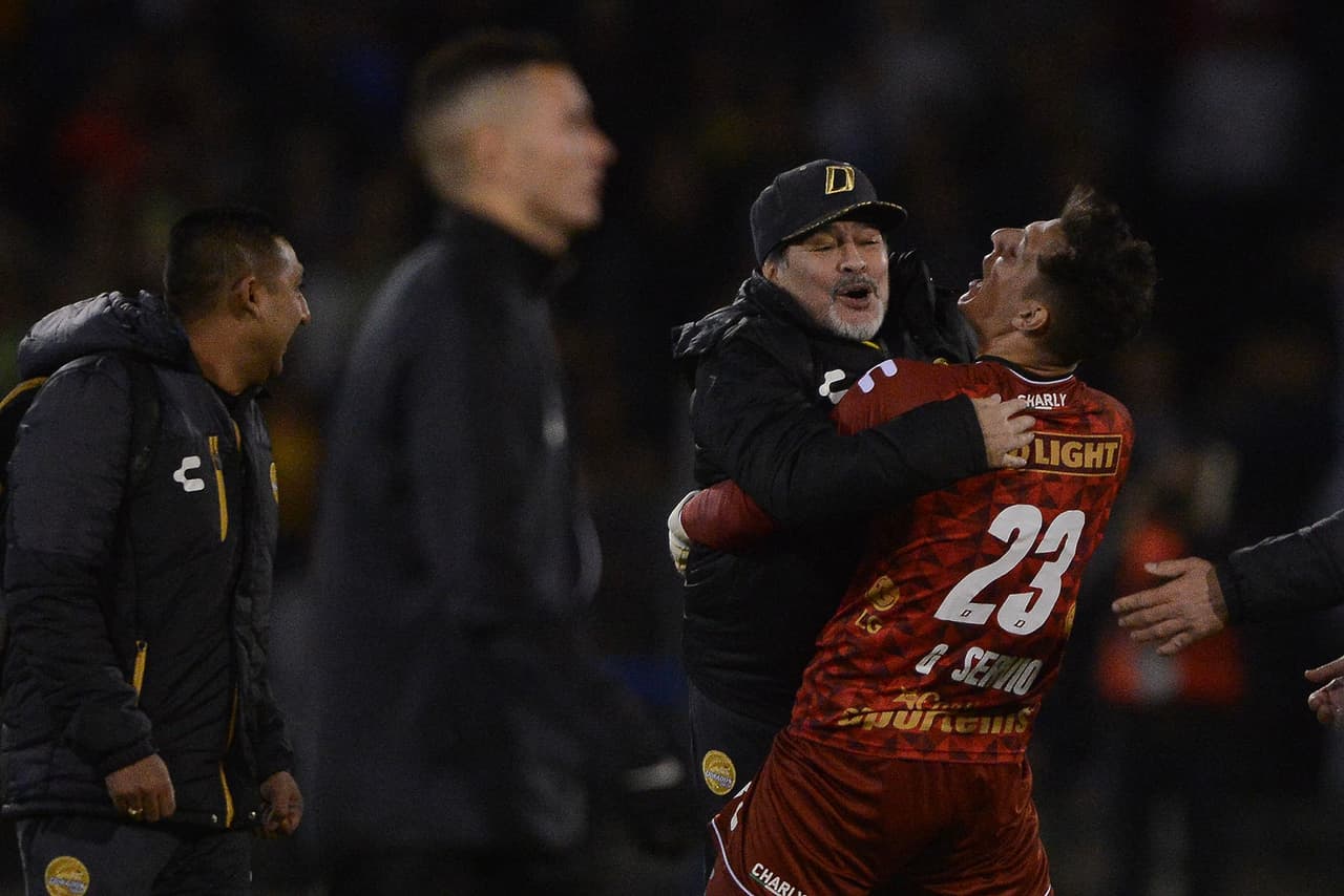 Diego Maradona no ocultó su felicidad con la clasificación de Dorados a la final del Apertura 2018.