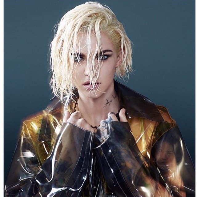 Se ha alzado sobre el estereotipo de las vestimentas de género.