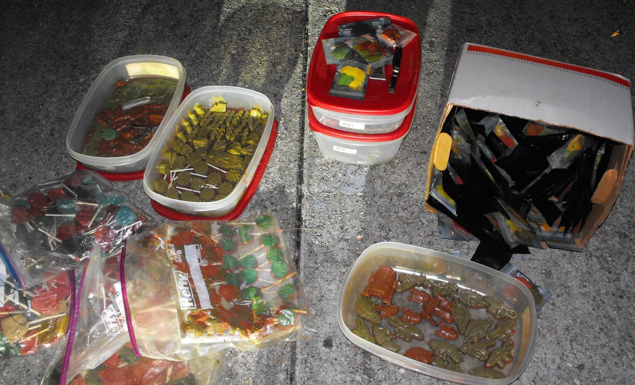 Los dulces fueron diseñados con formas de personajes como Batman y algunos de los caracteres de Star Wars.
<br>