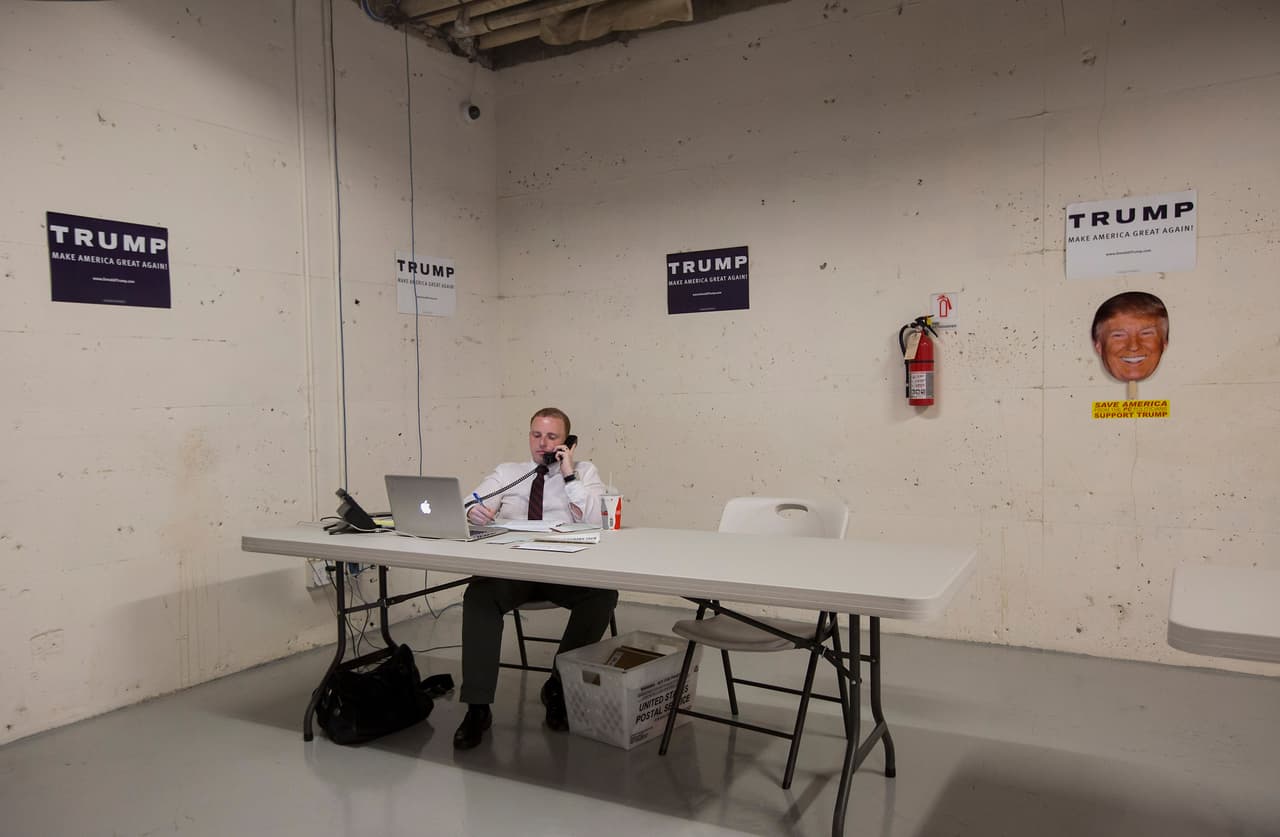 Un guardia en la Torre Trump, centro de operaciones de la campaña del candidato