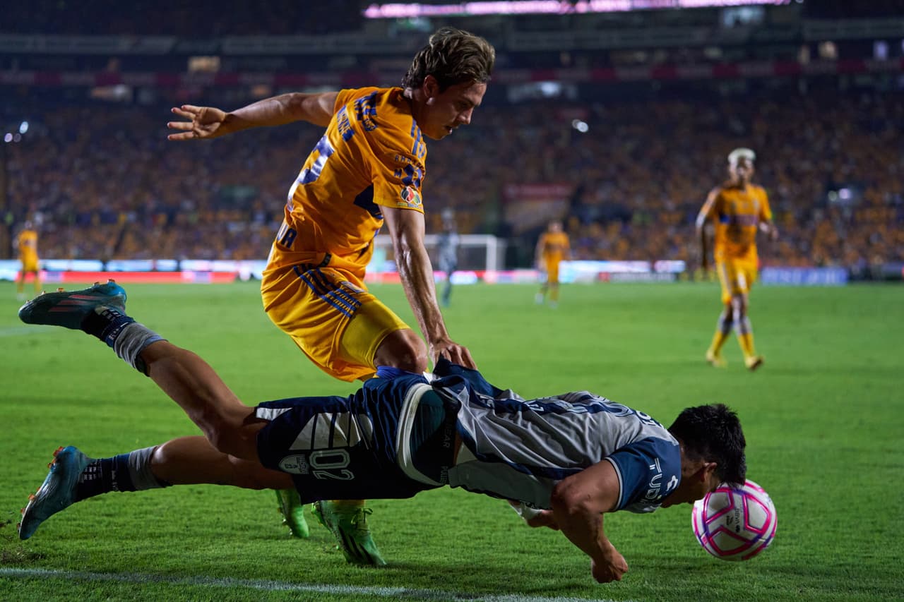 A minutos del final del tiempo reglamentario, un contacto de los Tuzos sobre Guido Pizarro provocó la pena máxima ejecutada por el francés para el 1-0 definitivo que da esperanzas a Tigres de cara a las Semifinales.