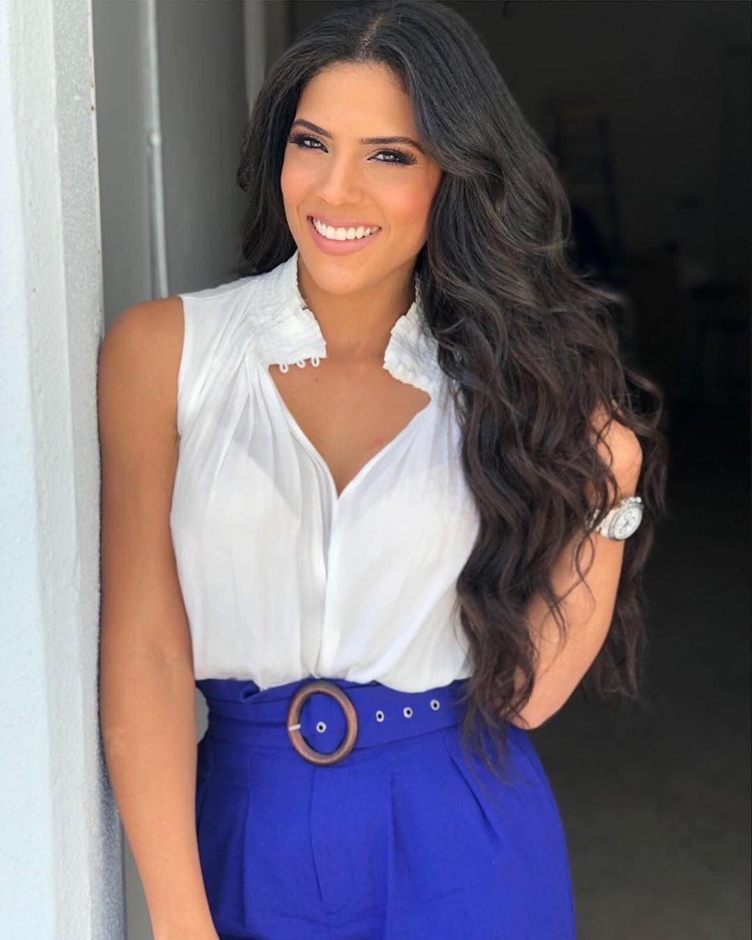 Francisca Lachapel es otra de las amantes del arreglo personal que se da el tiempo para compartir con sus seguidoras los tips de maquillaje que aplica para lucir radiante cada mañana.