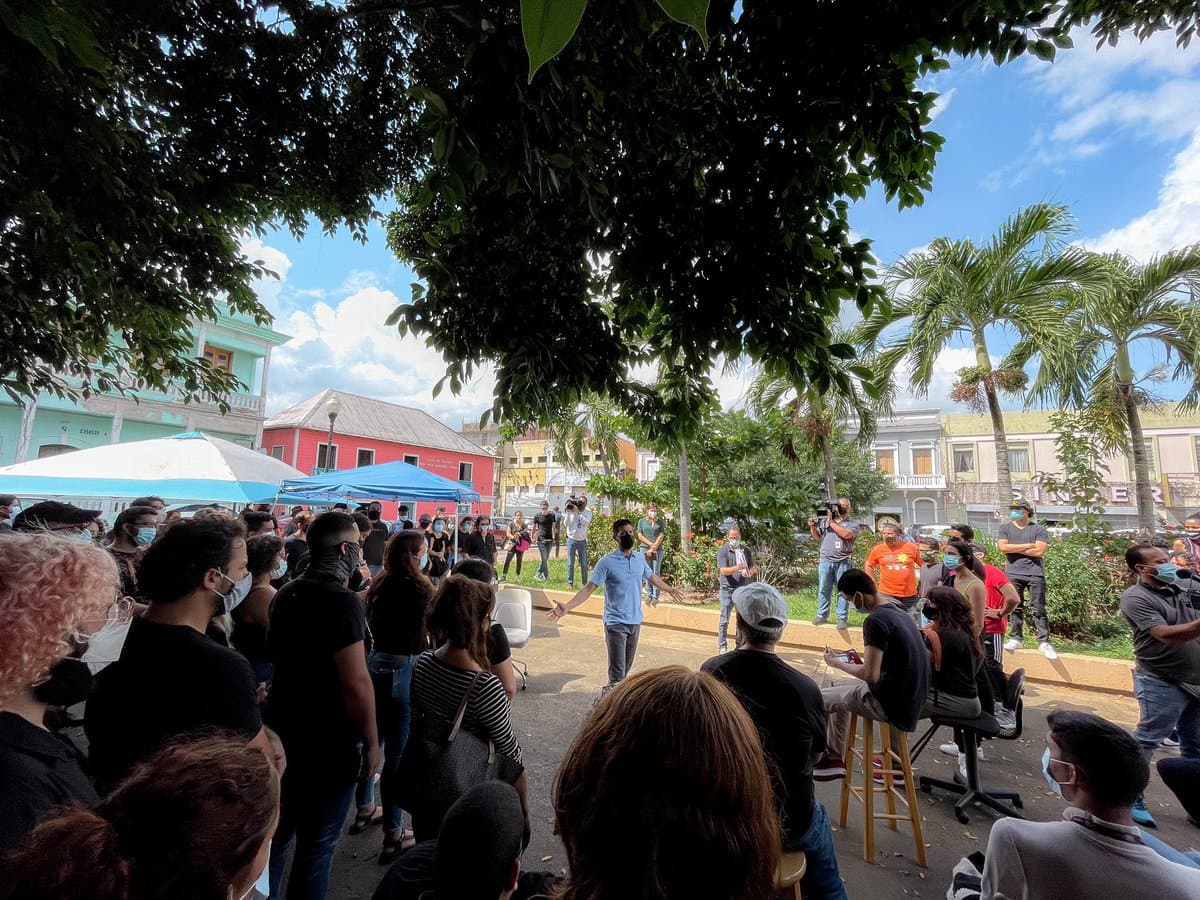 Natal lleva al momento de esta publicación una estrecha delantera con el 35.70% de los votos.
<br>