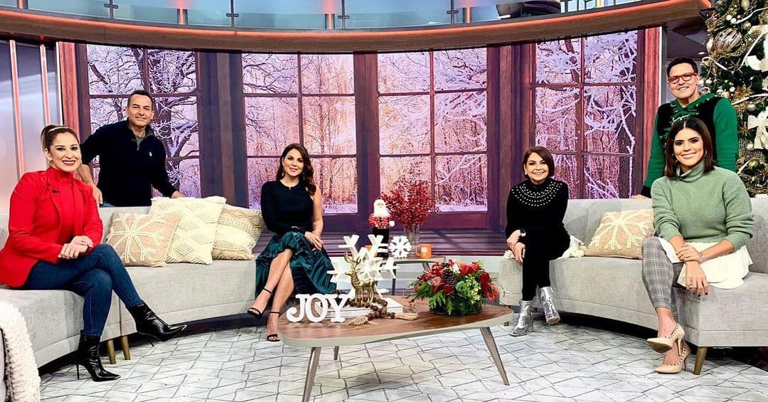 Siempre estamos contigo, pero eso sí, siempre conservando distancia y haciendo todo lo que las autoridades indican para preservar la salud.