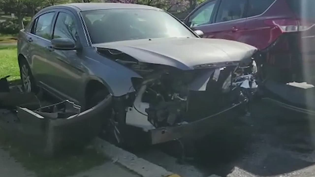 Alerta entre vecinos de Aspen Hill por robo de un auto y signos de vandalismo en decenas de vehículos