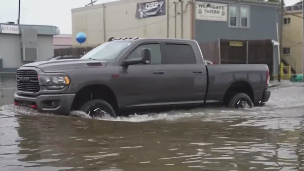 Remanentes de tormenta Arthur causan inundaciones masivas en Texas y Luisiana