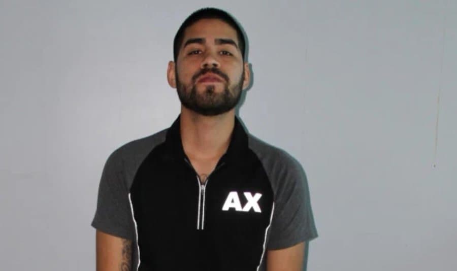 Policía liberó por error al presunto asesino de un joven hispano