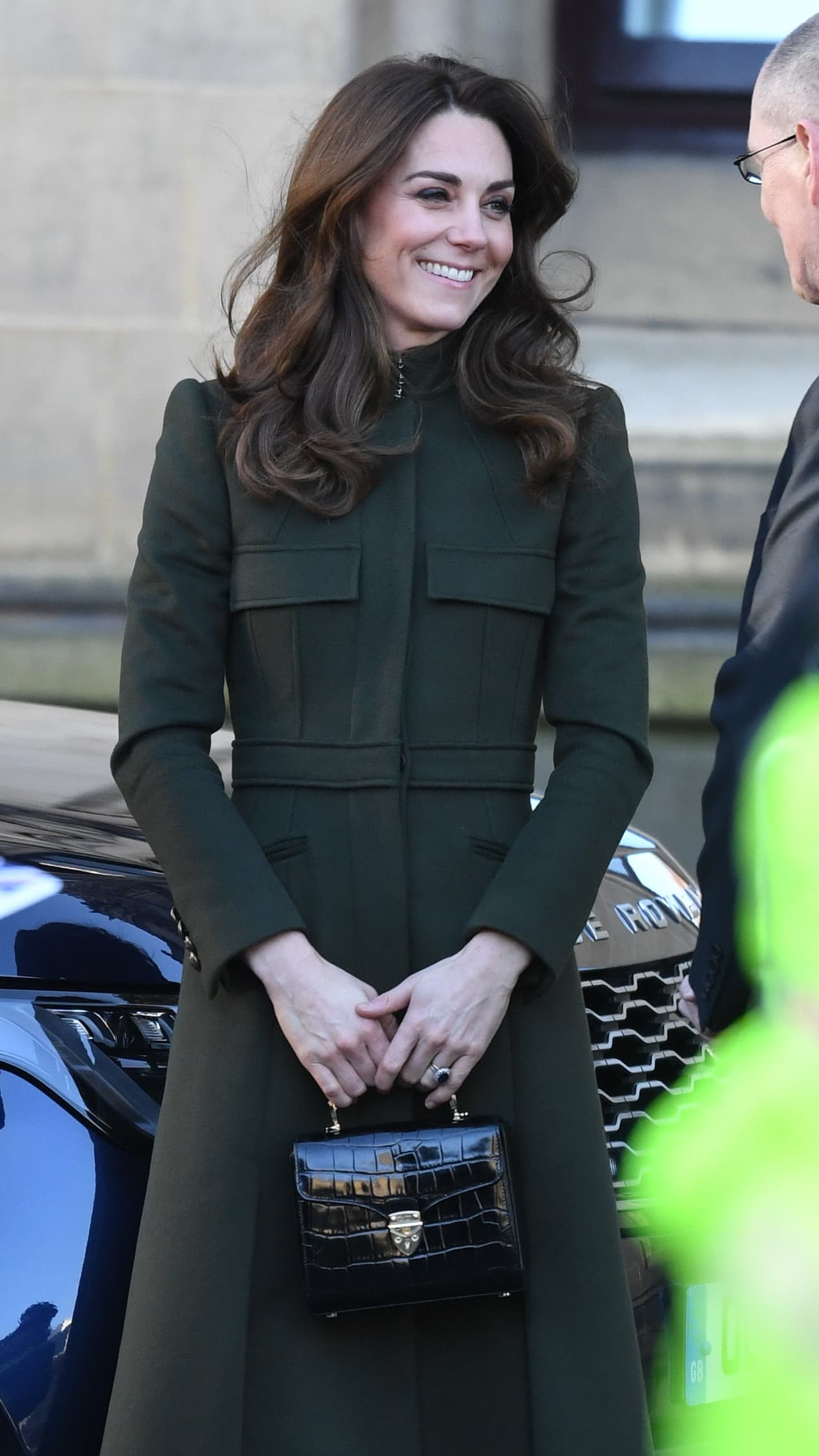 Ahí se unieron a un grupo de jóvenes de toda la comunidad para escuchar sobre la vida en Bradford.
<br>