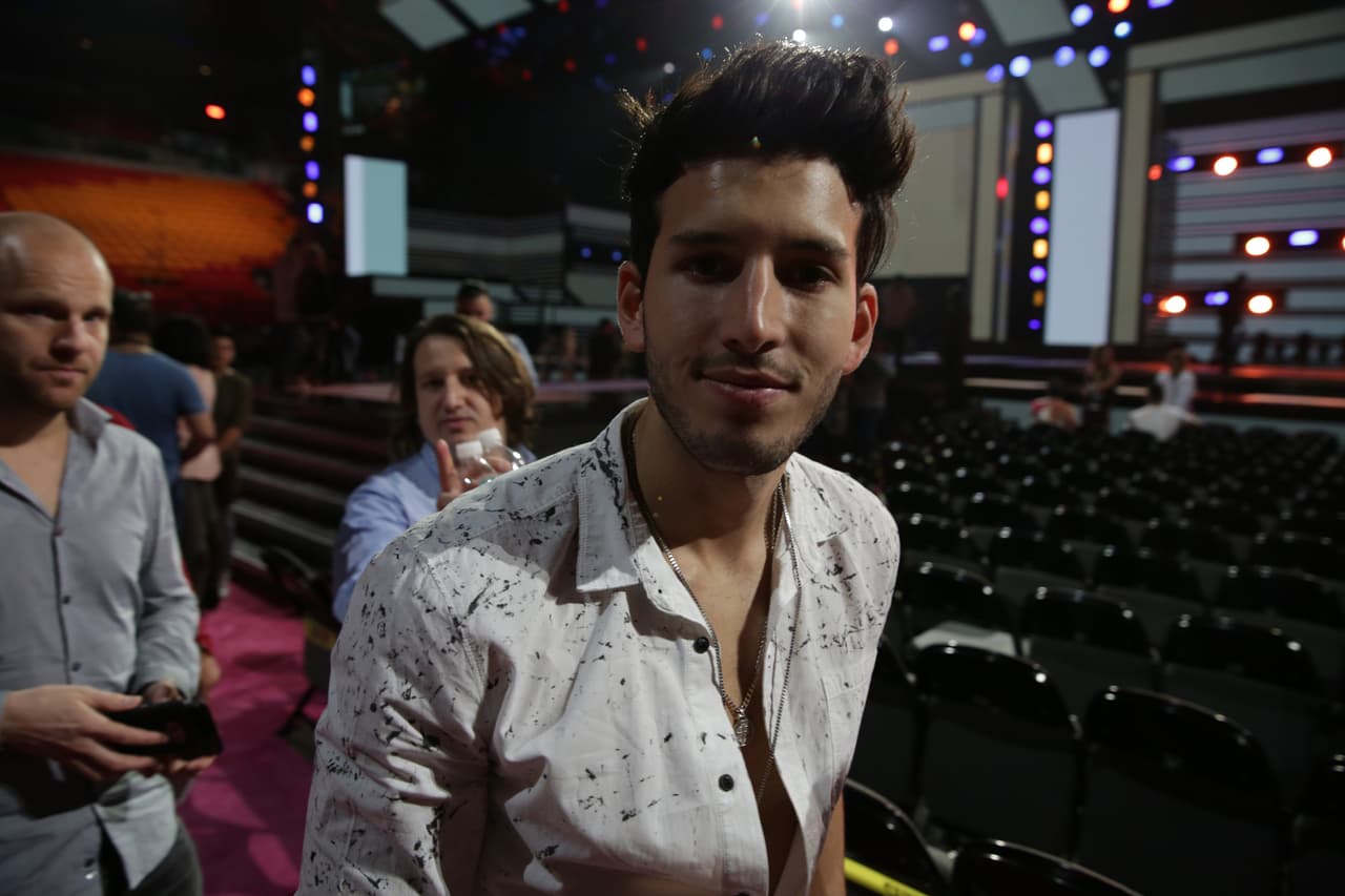 Después de un largo ensayo, Yatra se veía un poco cansado.