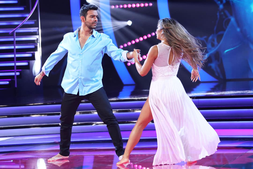 El actor y cantante bailó por primera vez un adagio, con el que defendió su lugar en Mira Quién Baila.