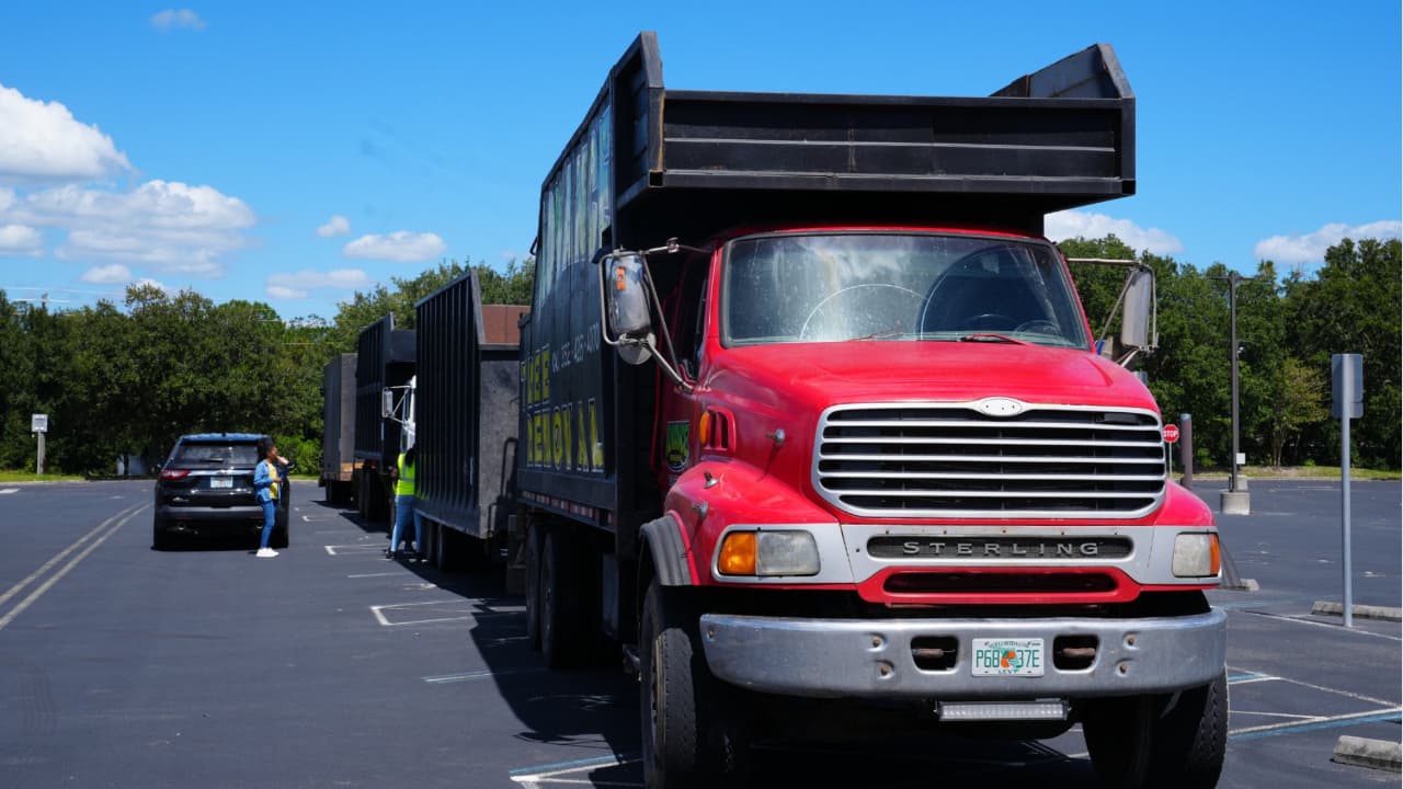 Condados Orange y Seminole comenzaron a recolectar escombro de las inundaciones, ¿qué es lo que aceptan?