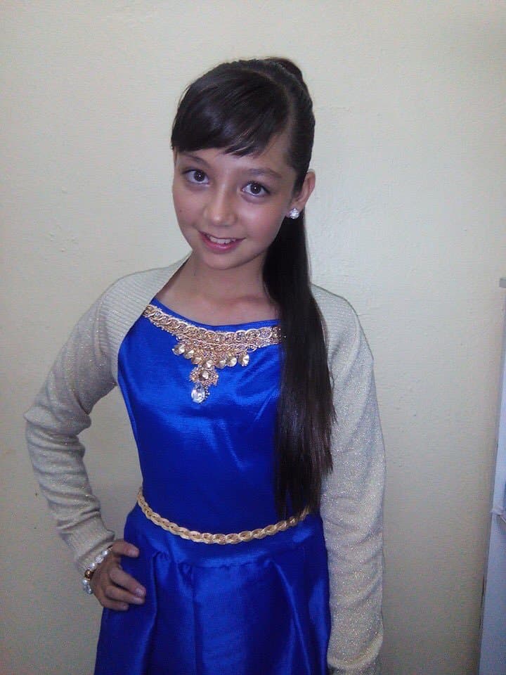 En sus redes sociales, Montserrat comparte imágenes de su día a día, así como de los avances en su carrera artística.