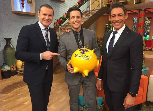 ¡En casita ya estamos llenando nuestra alcancía Teletón!