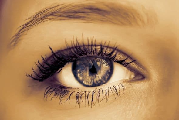 El rizado permanente no sólo te dará una mirada impactante, sino que también dejará tus pestañas levantadas y perfectas por días sin necesidad de retoques en un largo tiempo. Además, ahorrarás tiempo a la hora de maquillarte.