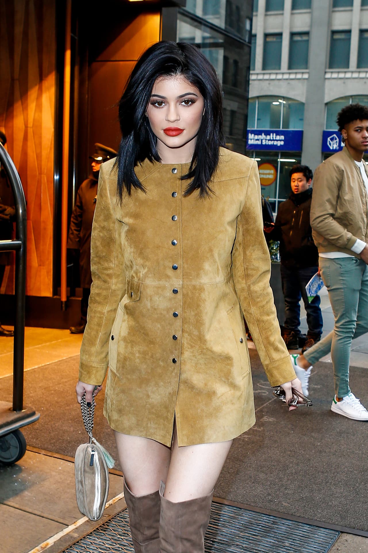 Kylie Jenner se pierde los American Music Awards para asistir a su perrita Bambi en el parto
