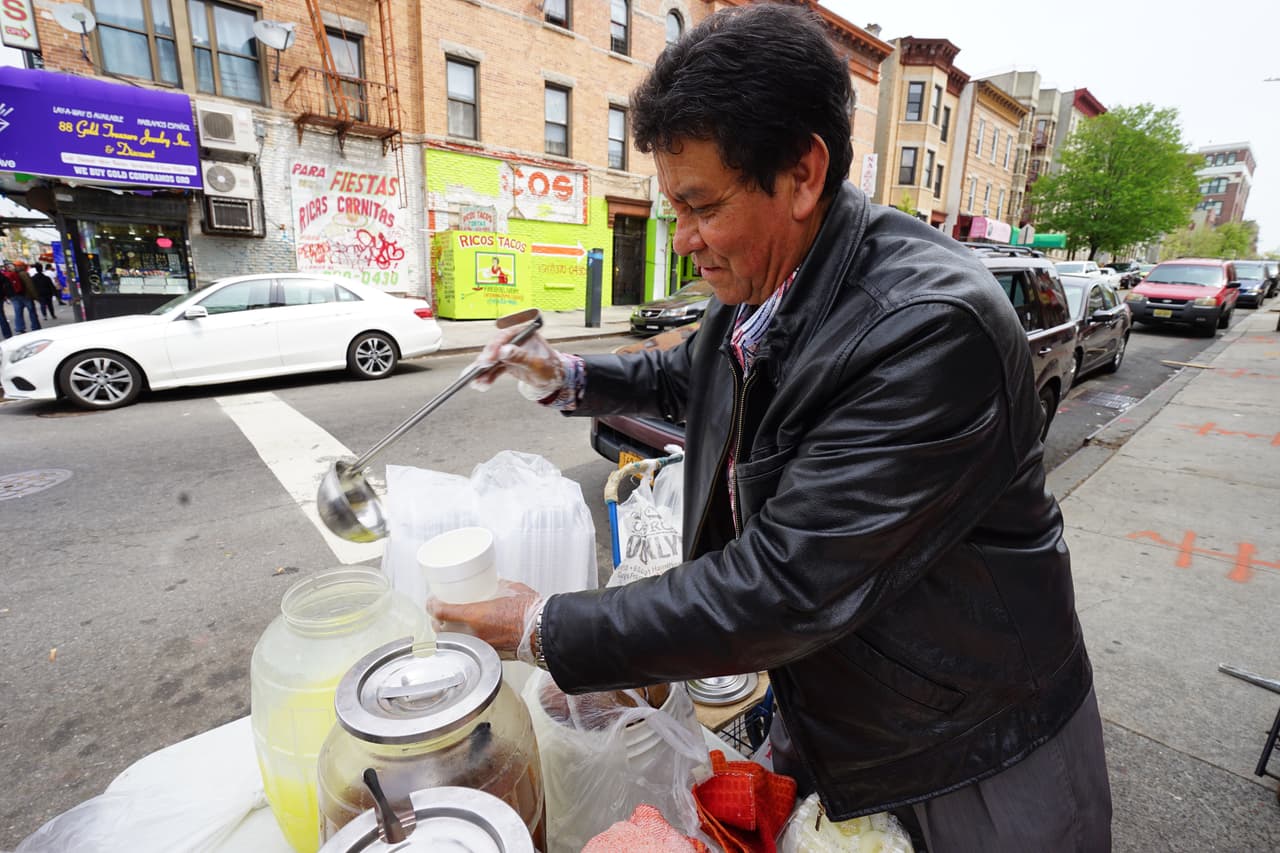Los riesgos para un vendedor implican asaltos, peleas y arrestos.