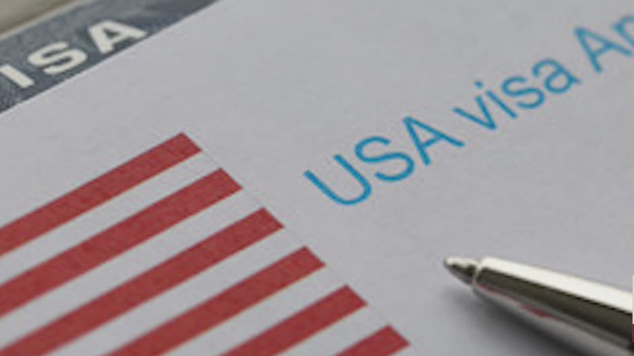 Juez Federal bloquea intención de administración Trump de aumentar tarifas para procesos migratorios. 