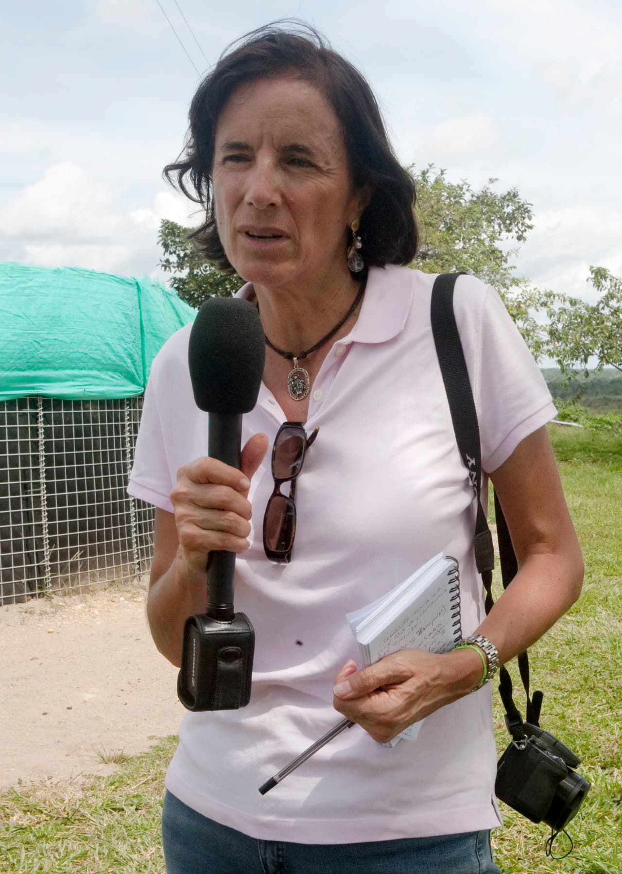 Guerrilla del ELN libera a la corresponsal española Salud Hernández y a dos periodistas de RCN en Colombia 