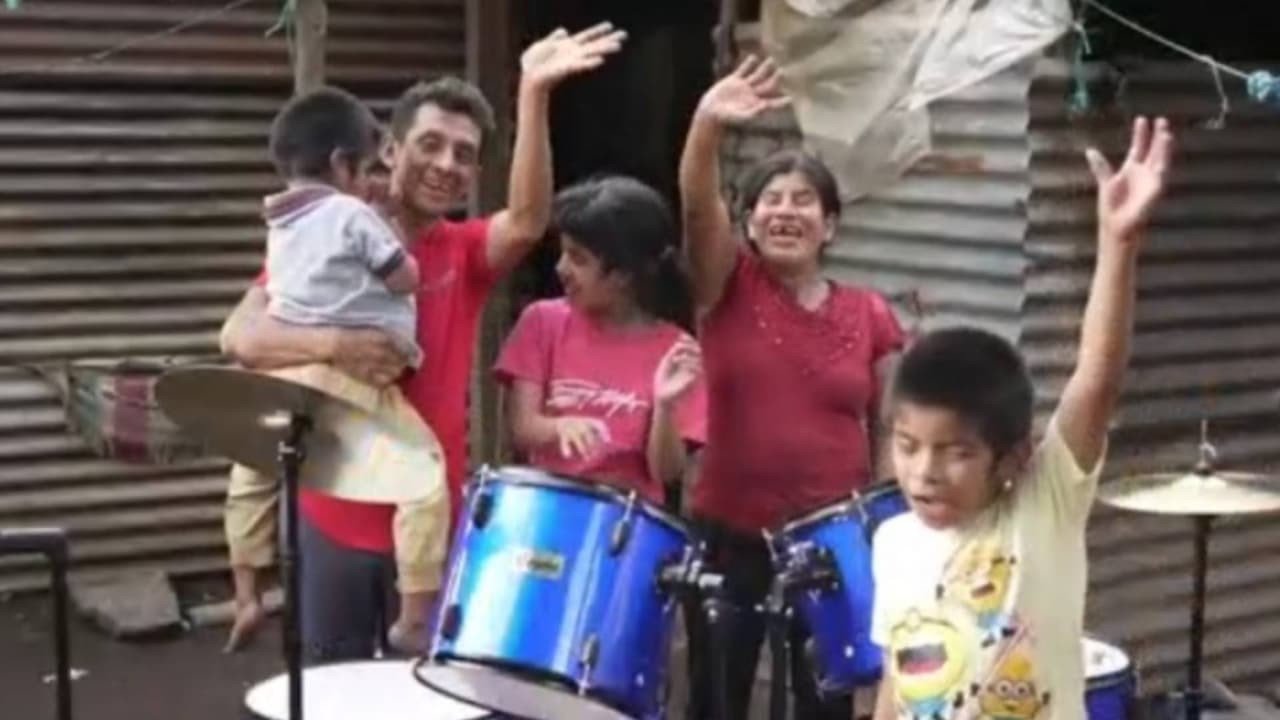 Sueño navideño de madre y sus cuatro hijos ciegos se cumple gracias a televidentes de Primer Impacto