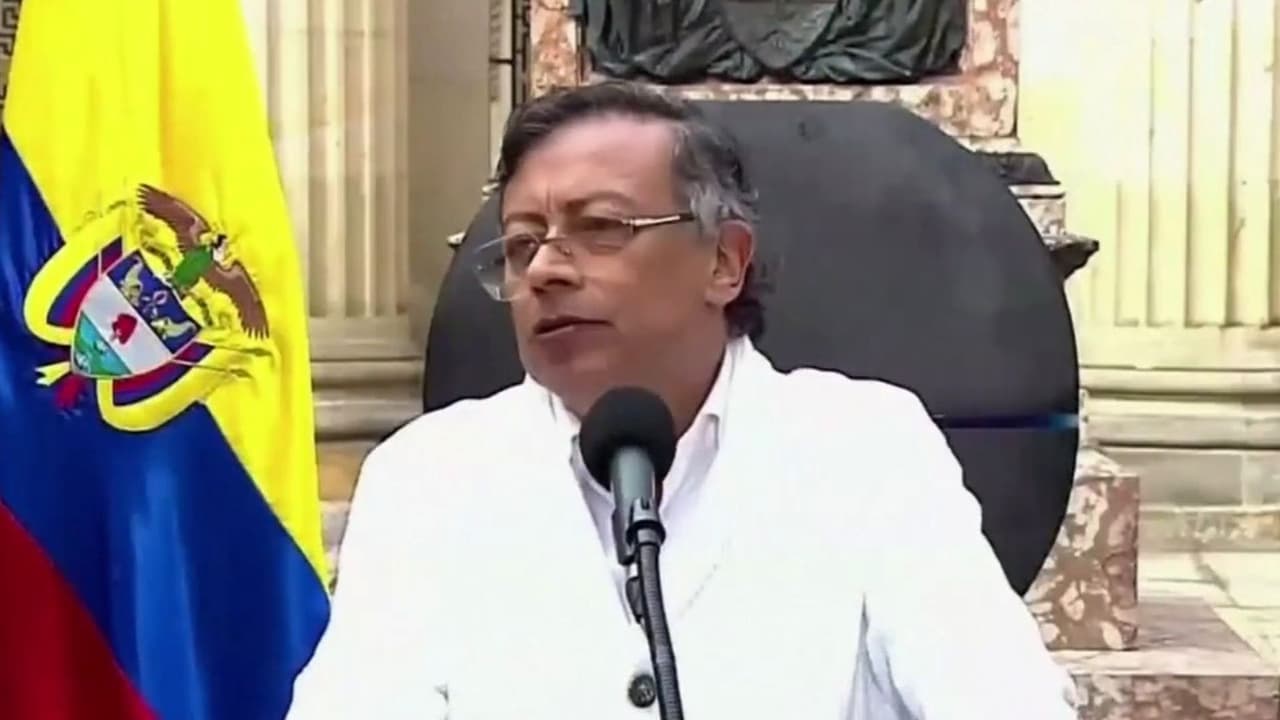 ¿Por qué hay polémica en Colombia por una orden de "suspensión" al presidente Gustavo Petro?