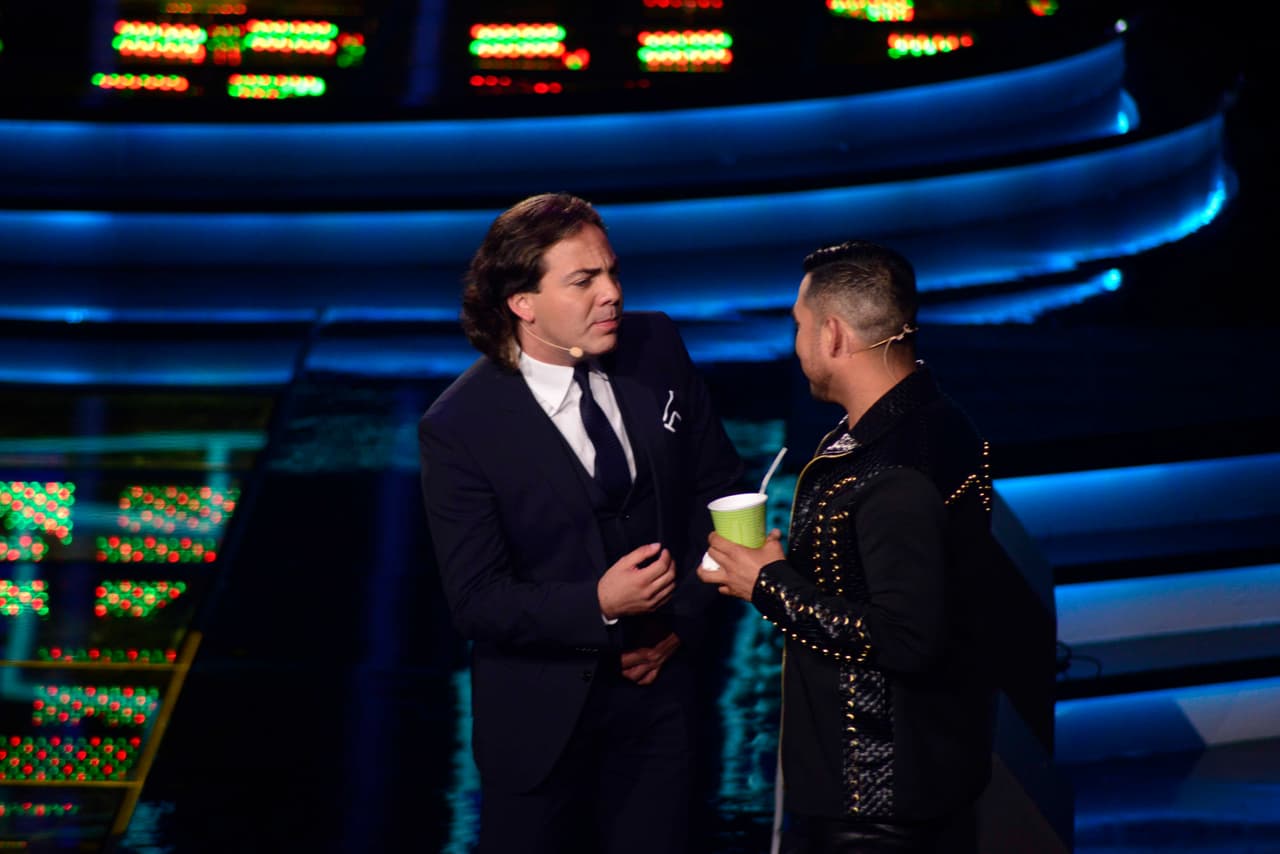 Parece que no se llevan bien, pero la realidad es que Espinoza y Cristian tienen una gran relación de amistad, eso sí, no dejan de pelear, decirse de cosas, bailar y cantar juntos logrando todo un show, pero al final, este dueto nos hace reír con sus ocurrencias.