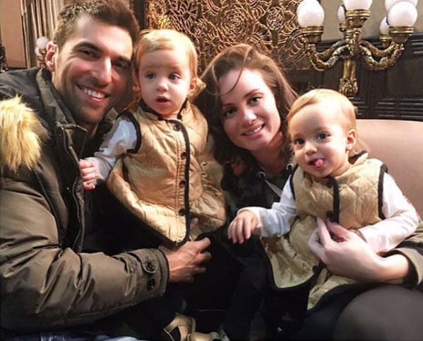 La respuesta del actor norteamericano fue contundente, negó lo dicho por su expareja y aseguró que lo hacía por celos, pues Osvaldo se había comprometido con Victoria Camacho, su actual esposa y con la que tiene gemelas.