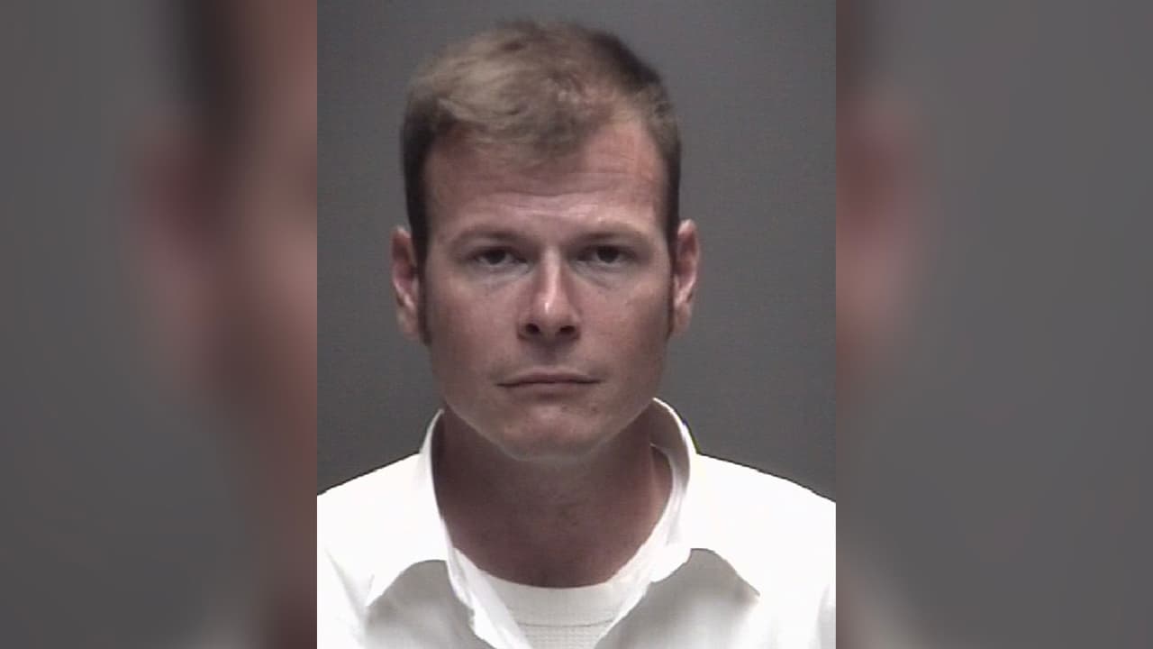 Condenan a un hombre con 30 años de prisión por matar a su exesposa al sureste de Houston