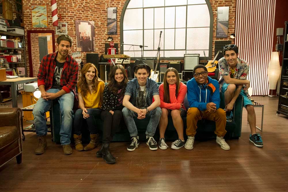 Diviértete al máximo con 'The Avatars' este lunes por Galavisión.