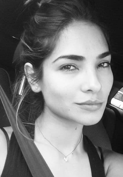 Después de una de las noches más especiales para Ale, así se despertó para seguir trabajando con la frente en alto.