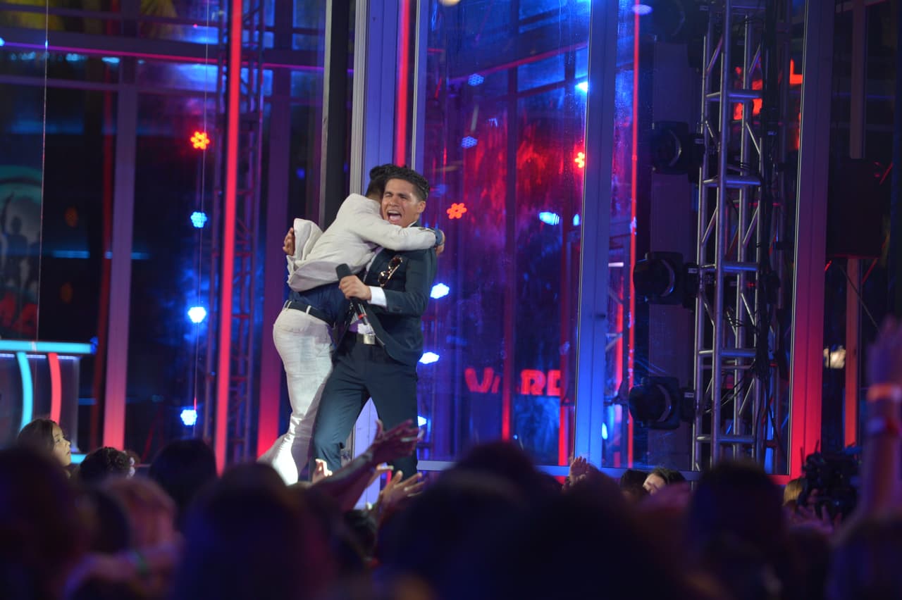 Esta ha sido la evoluvión de Jason en La Banda. Este chico made his momma proud! Jason es una inspiración para aquellos que han caído en las drogas. Las chicas no lo pasaron en su audición pero Ricky decidió darle una oportunidad y Jason se la comió con un tema de Bruno Mars.