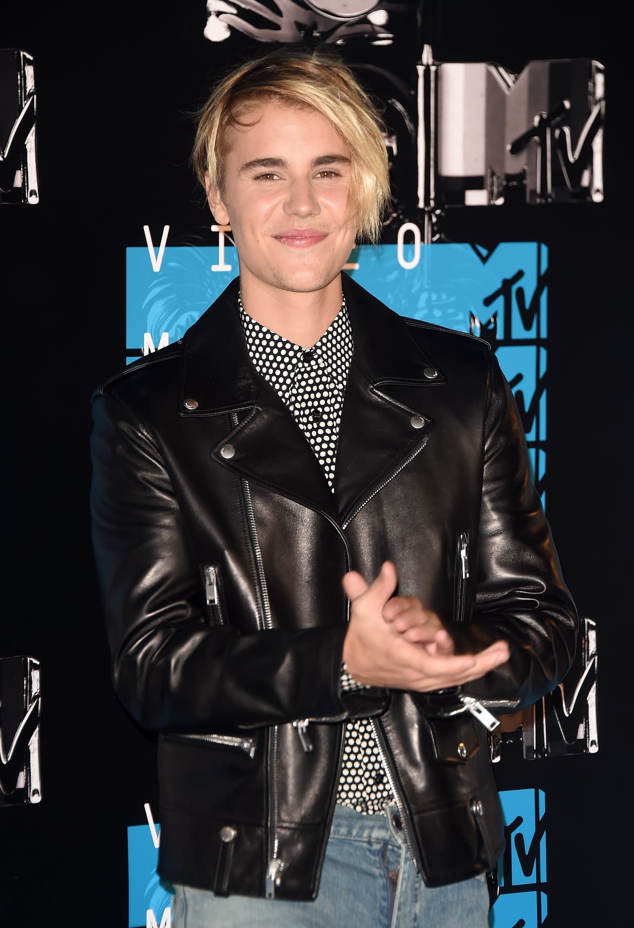 El cantante canadiense de 21 años se encuentra en el puesto número tres de esta lista de bombones. Justin Bieber sigue siendo uno de los favoritos de las chicas.