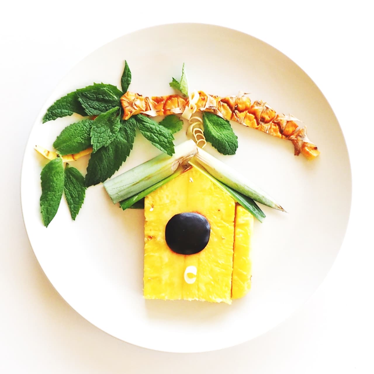 Su trabajo es difícil, pues teniendo todo en primera mano, ¡no se come ninguna parte de su diseño!