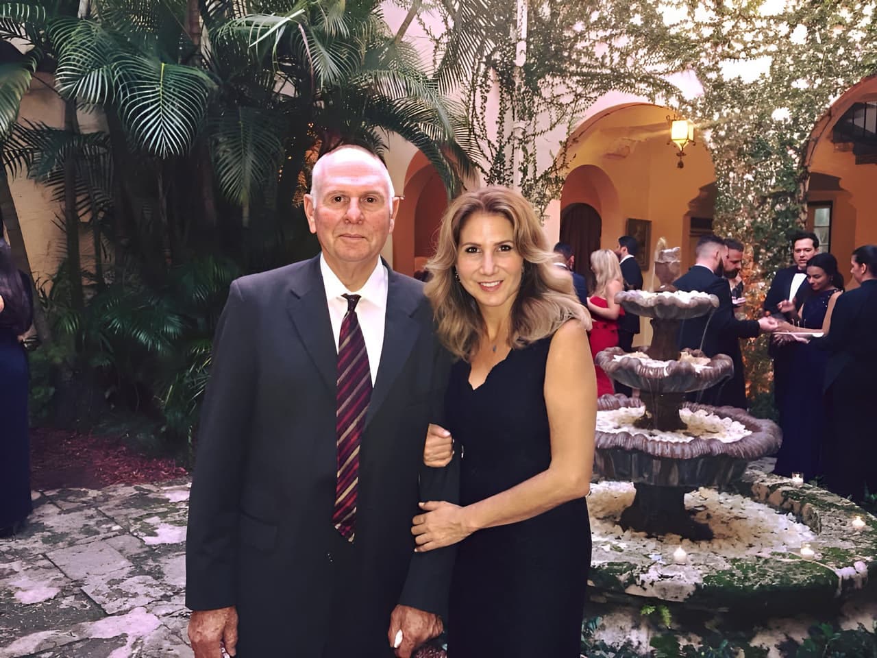 Su padre fue un preso político en Cuba y, tras salir de la cárcel, él junto a su familia migraron a la Florida. Con 12 años y en suelo americano, el sueño de Mariela Cardona empezó a tomar forma.