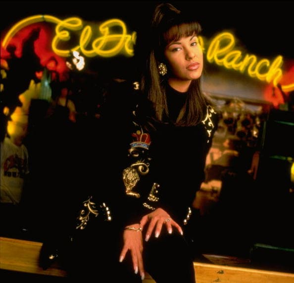 Netflix anunció la fecha de lanzamiento de "Selena: la serie", el documental sobre la reina del tex-mex, Selena Quintanilla.