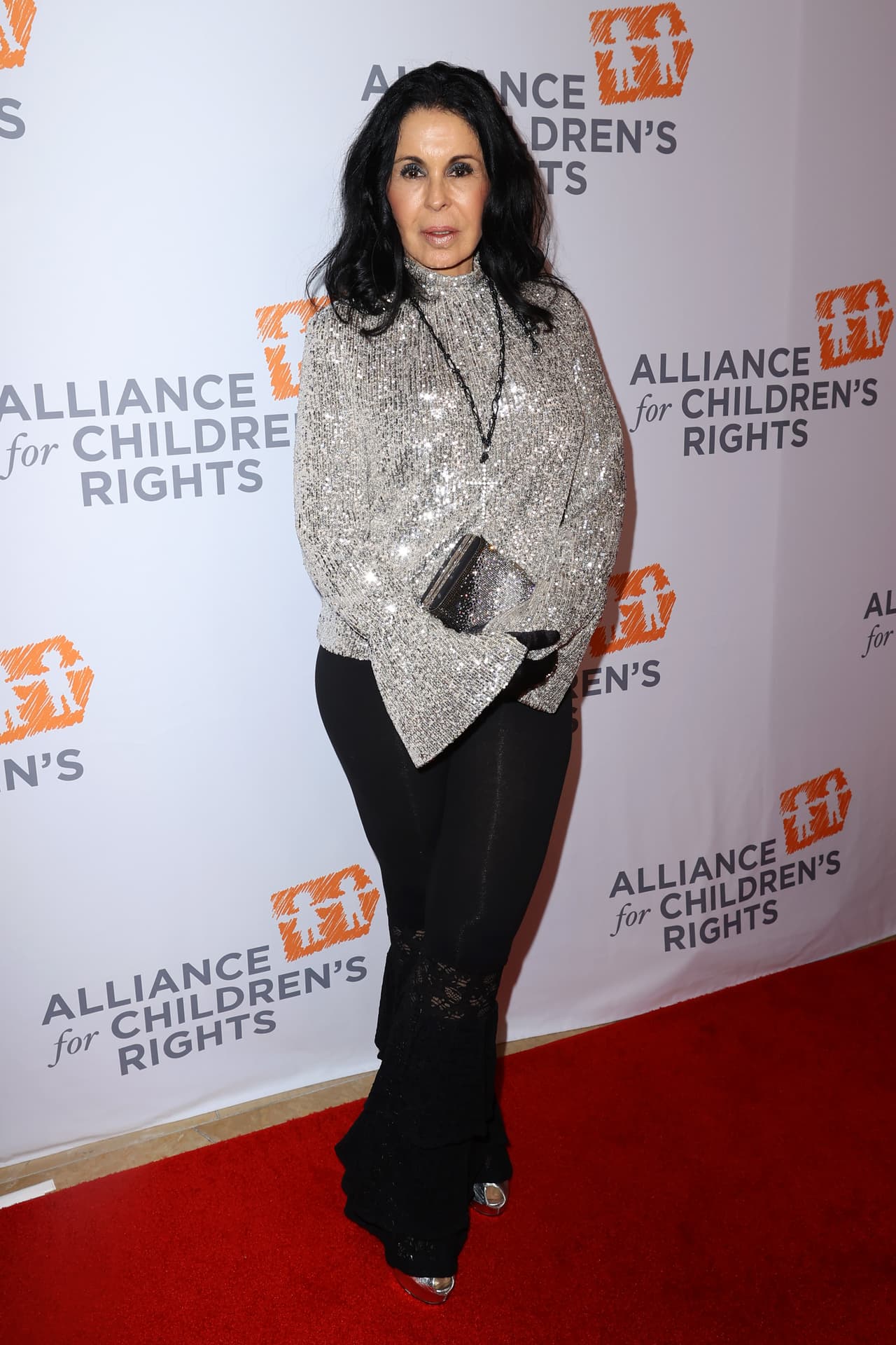 Sin embargo, la fotografía provocó que 
<b>María Conchita Alonso se preocupara</b> y le mandara un consejo para que no se 
<b>"suicidara lentamente"</b>.
<br>