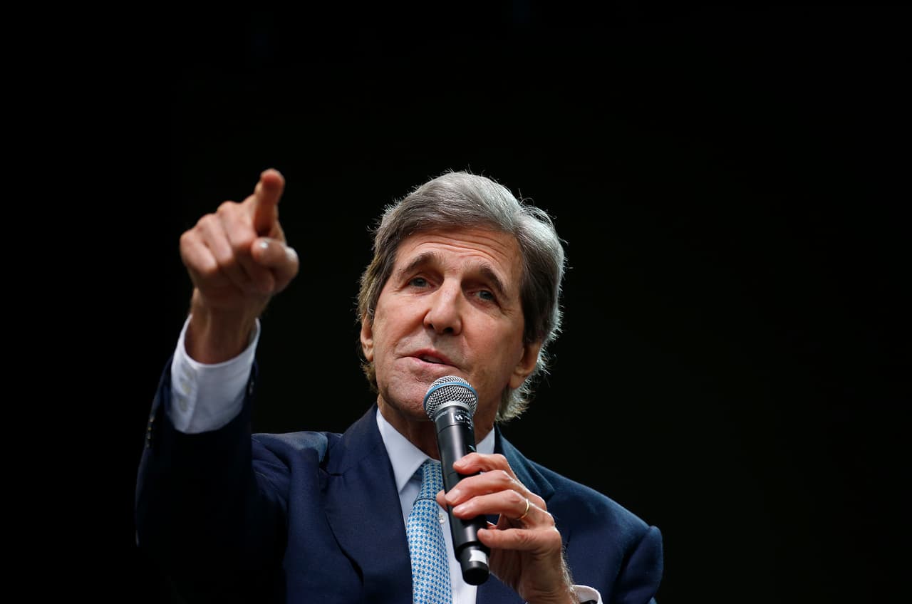 John Kerry a Trump: "Renuncia"