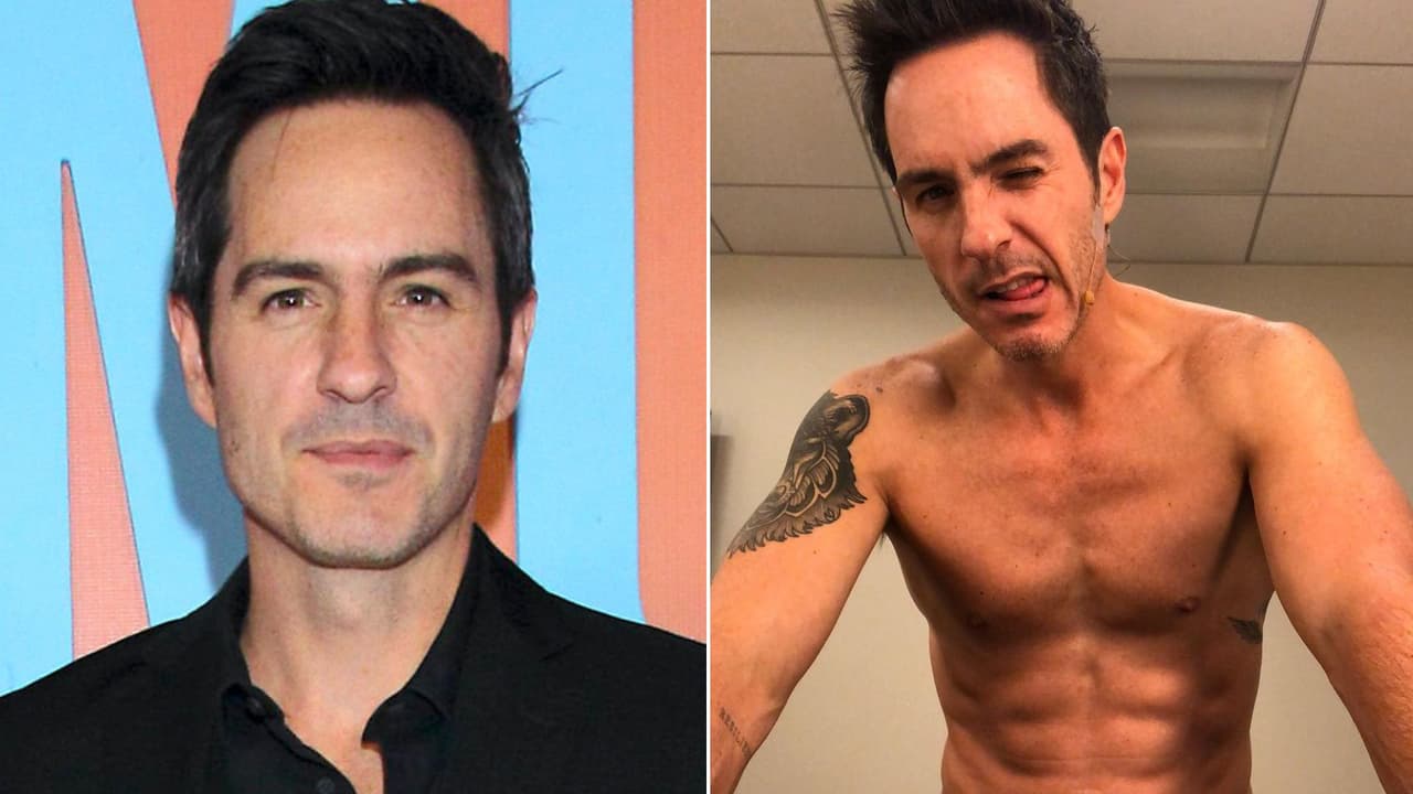 Mauricio Ochmann defiende su tatuaje tras críticas porque está "mal escrito"