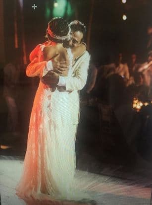 "Mi papá se fue en paz, tranquilo, como él era... Por el momento no tenemos nada más qué decir, es un momento díficil, en familia [...]", explicó la protagonista de 'Alma de hierro', quien en ese momento tenía tan solo 6 meses de embarazo.