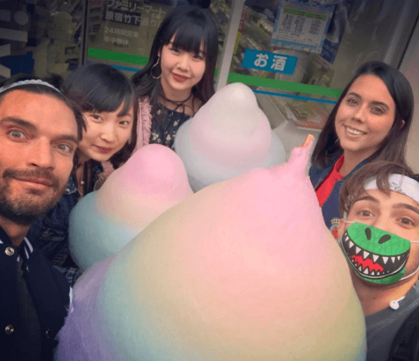 Así que se divirtieron de lo lindo en este pintoresco país.