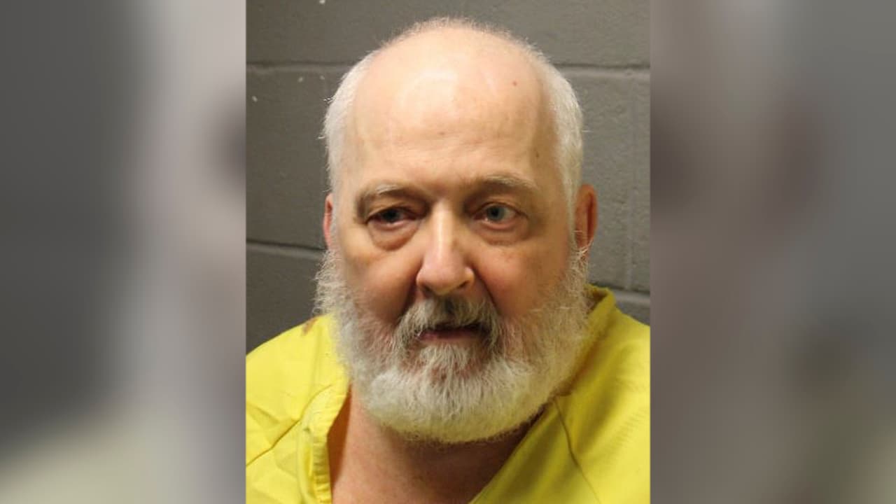 Como tiene las venas frágiles, el 'asesino del picahielo' pide que su ejecución sea por fusilamiento o inhalación de gas