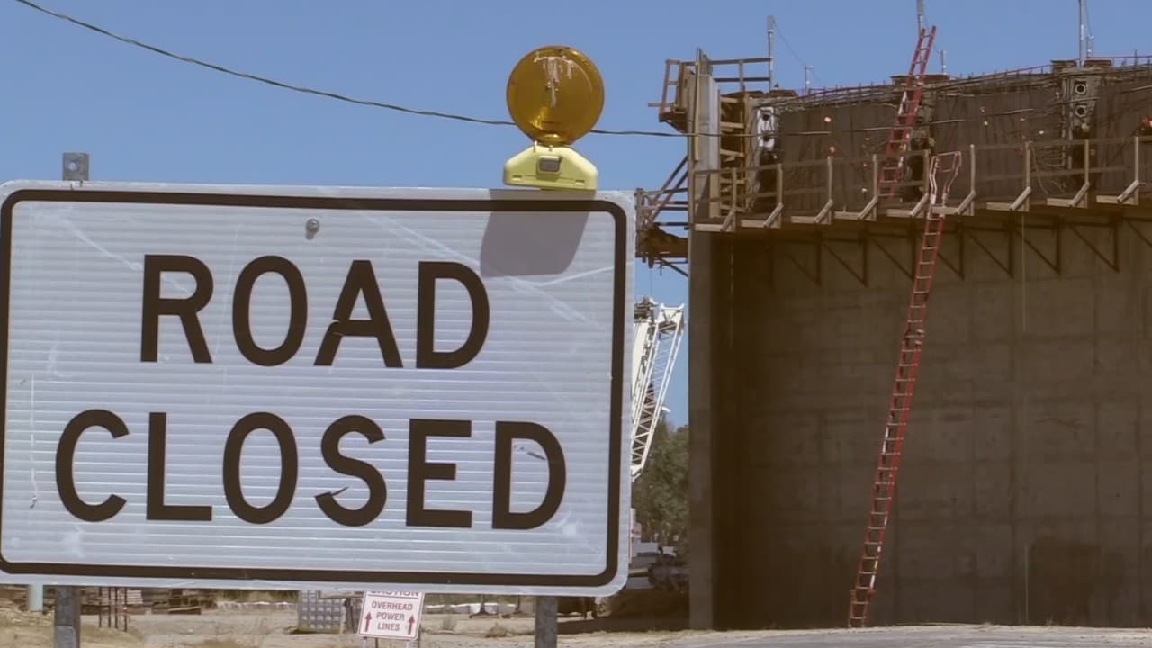 Hace tres años que 10 mil residentes de Madera viven aislados detrás de un muro 