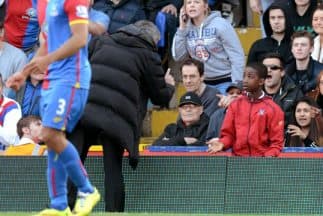 Mourinho ''amenaza'' a un recogepelotas por tardarse en regresar el balón