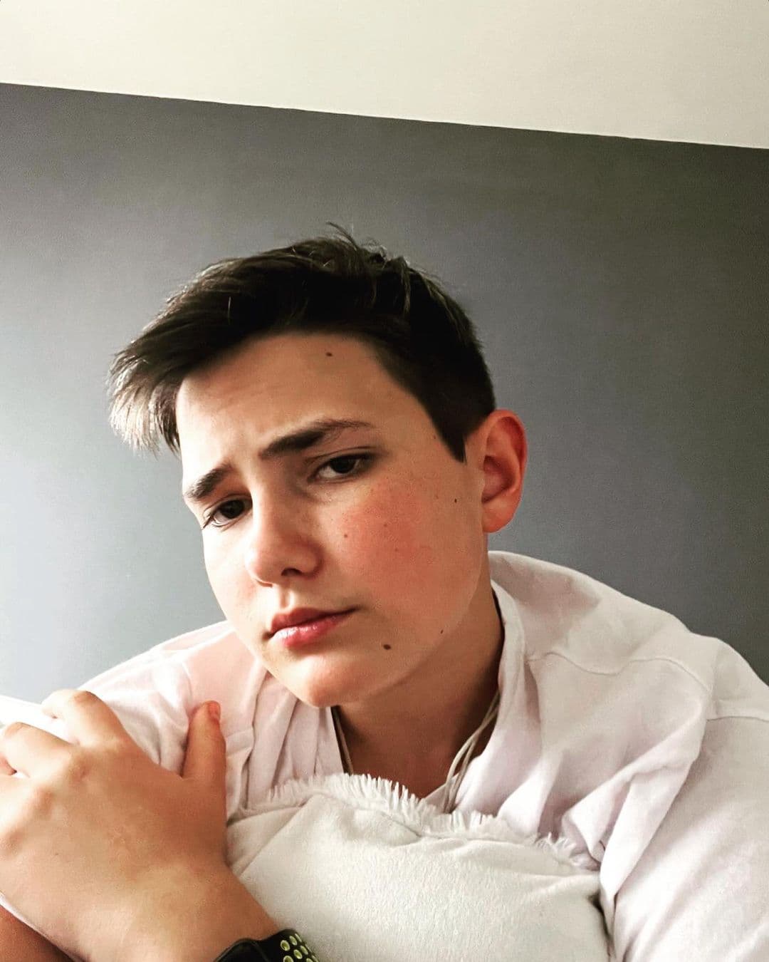 Al chico lo tuvo con 
<b>Sebastián Rulli</b>, con quien estuvo casada de 2007 a 2011. 
<br>