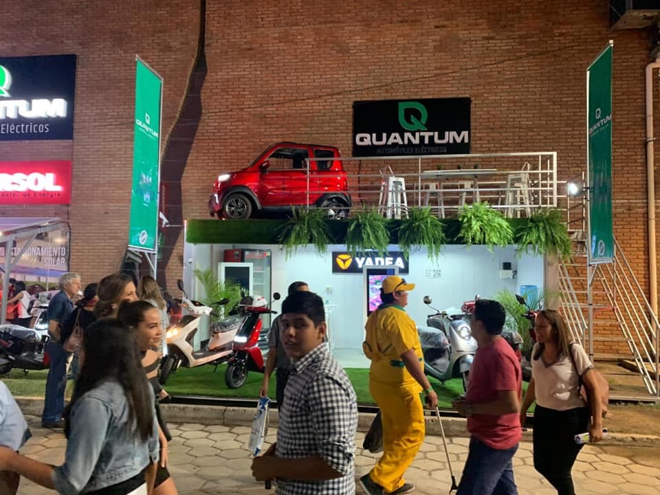 El proyecto de fabricación de autos eléctricos en Bolivia llevó dos años y contó con el asesoramiento de Juan Viera, un ex empleado de General Motors.