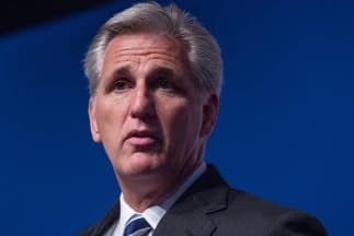 El representante Kevin McCarthy celebró la votación de la Corte Suprema.