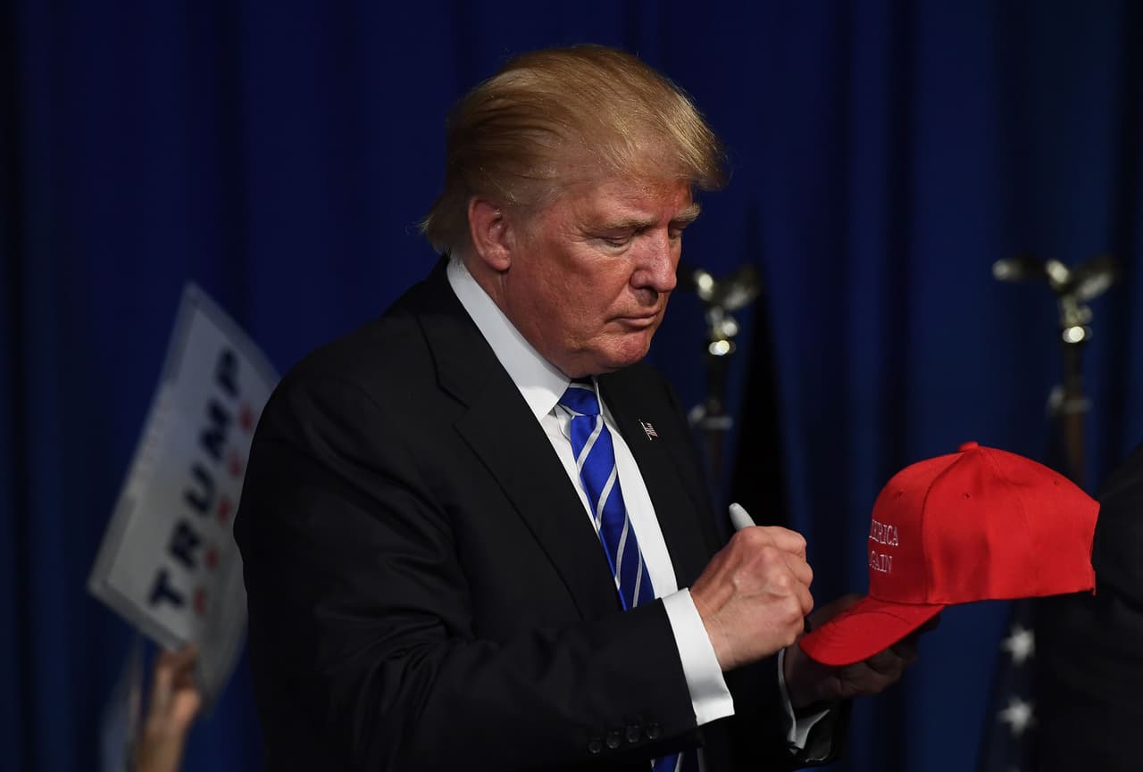 Los republicanos usan el medio favorito de Donald Trump, Twitter, para retirarle su apoyo