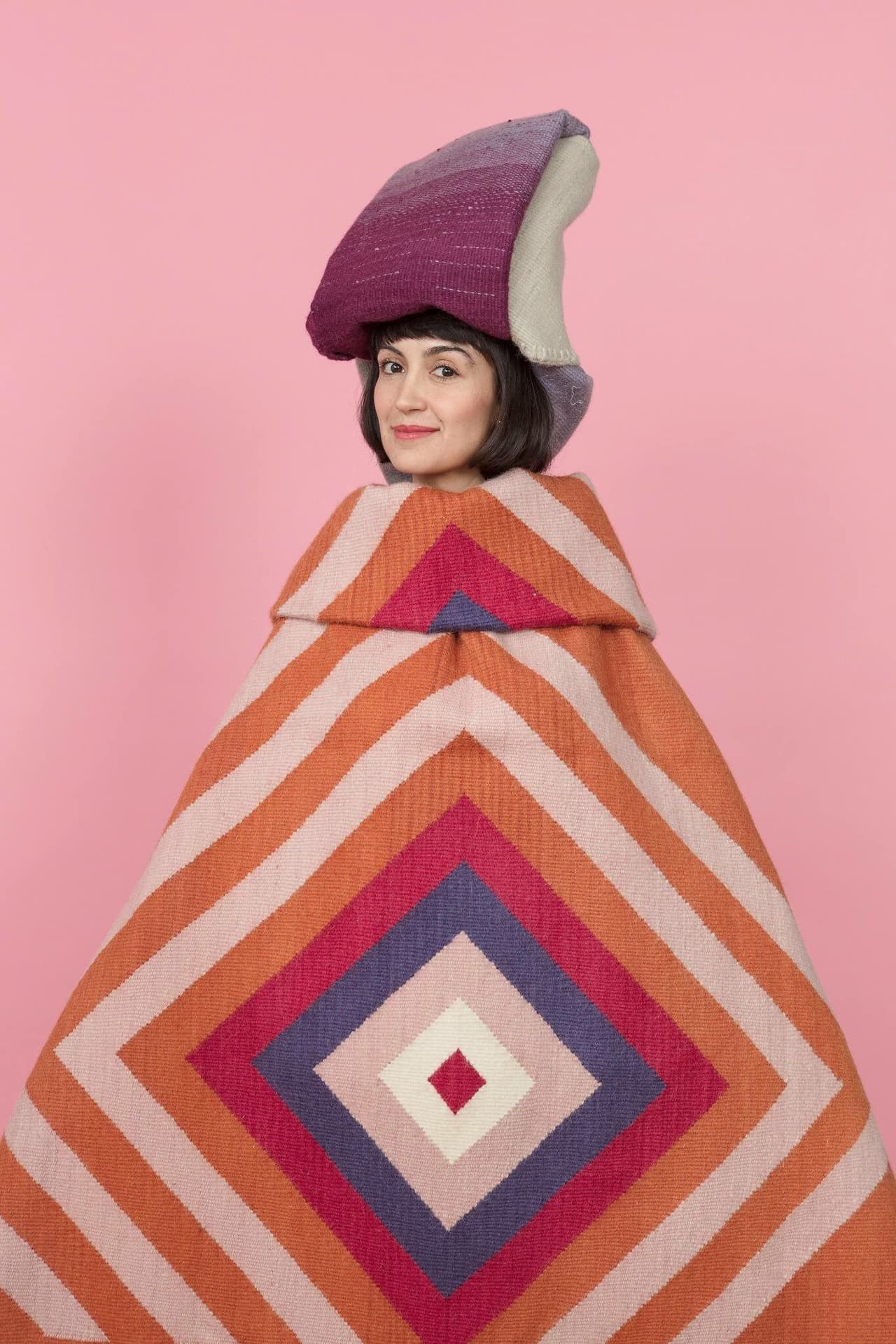 Marisol Centeno planea seguir trabajando como actriz en los proyectos que le atraigan, así lo reveló para la Revista TVNotas, pero sin dejar de lado su carrera como diseñadora.