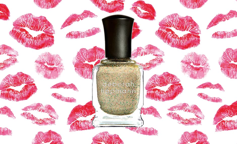 8. FAKE IT TIL YOU MAKE IT, Deborah Lippman, 
<a href="http://www.deborahlippmann.com/fake-it-til-you-make-it">Deborah Lippman</a>, $18 dólares | Así es, creer en uno mismo es clave para sentirse sexy, por lo que si no te sientes así finge hasta que lo consigas. Este tono dorado de edición limitada es perfecto para la tendencia metálica que estará tan de moda la próxima temporada.
<br>