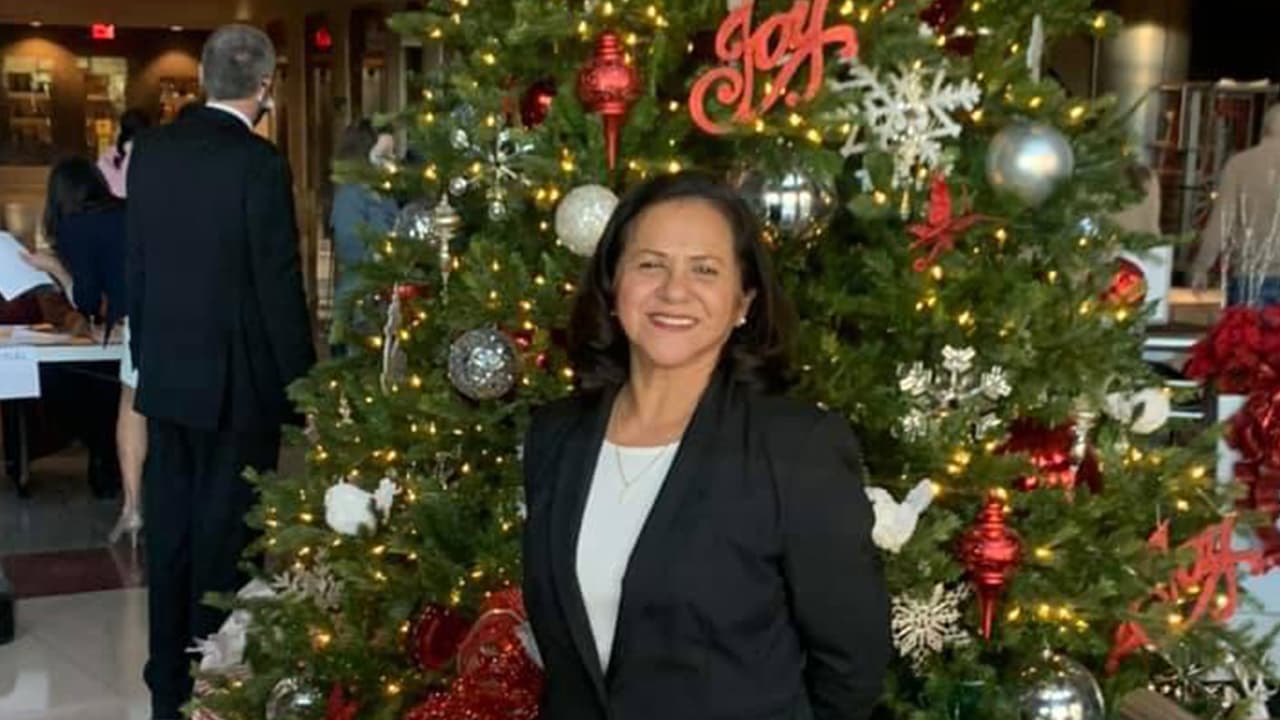 La Juez Julia Maldonado dirigió unas palabras a los asistentes.