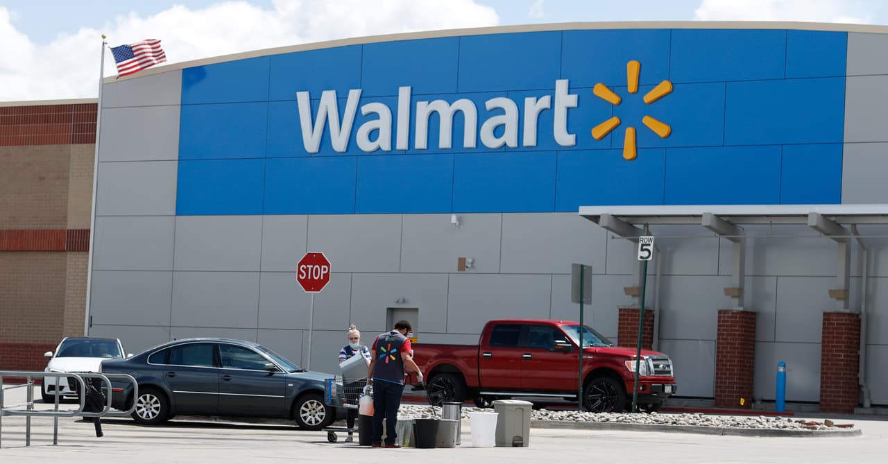Cierran dos tiendas de Walmart en área de Chicago este viernes 